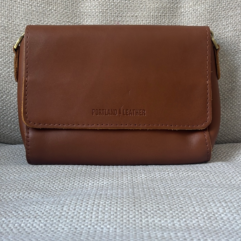 Portland Leather PLG Honey Mini metro Crossbody Bag